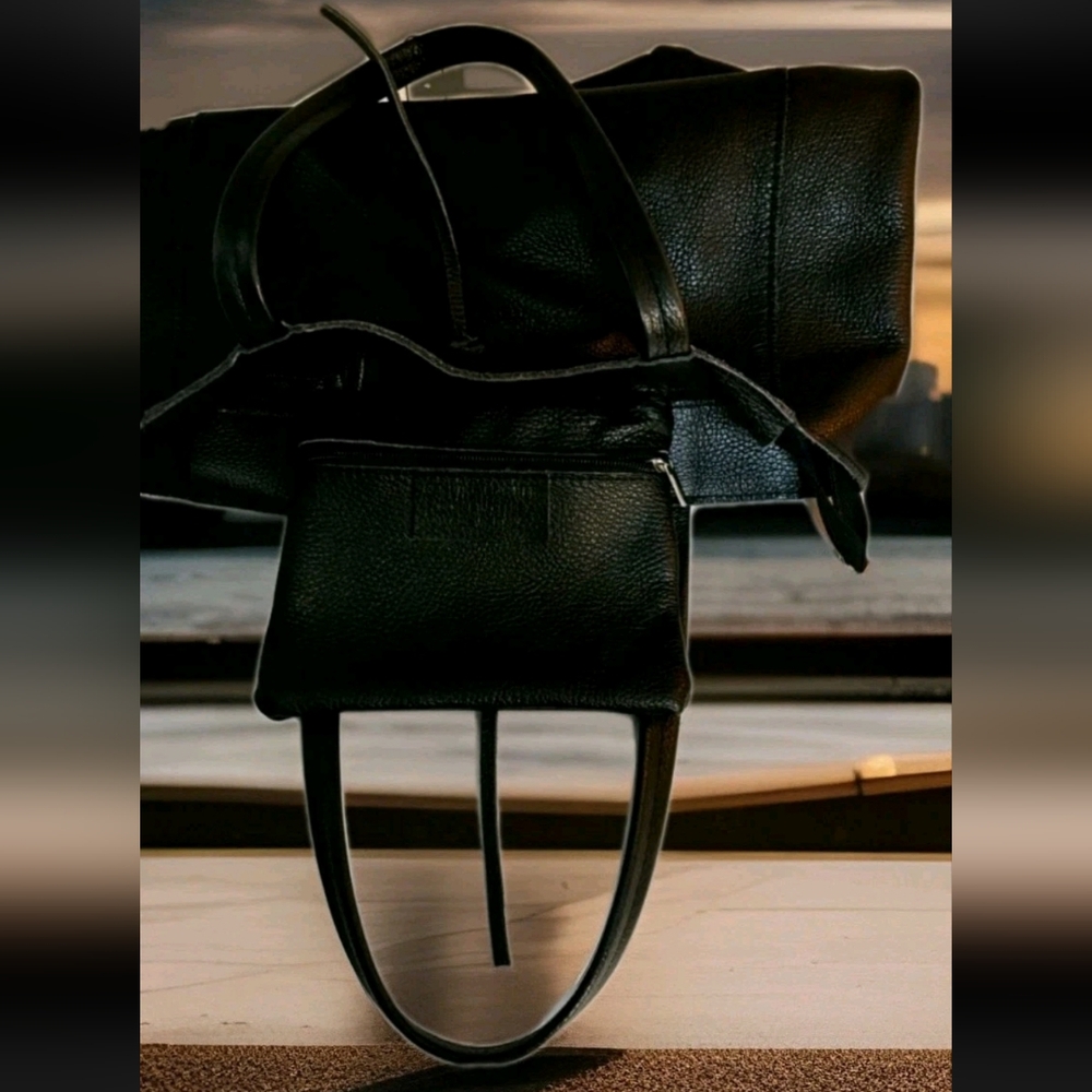Borse In Pelle Tote black, Soft  Pebble Leather, Zip Pocket, Made in Italy - Picture 6 of 7